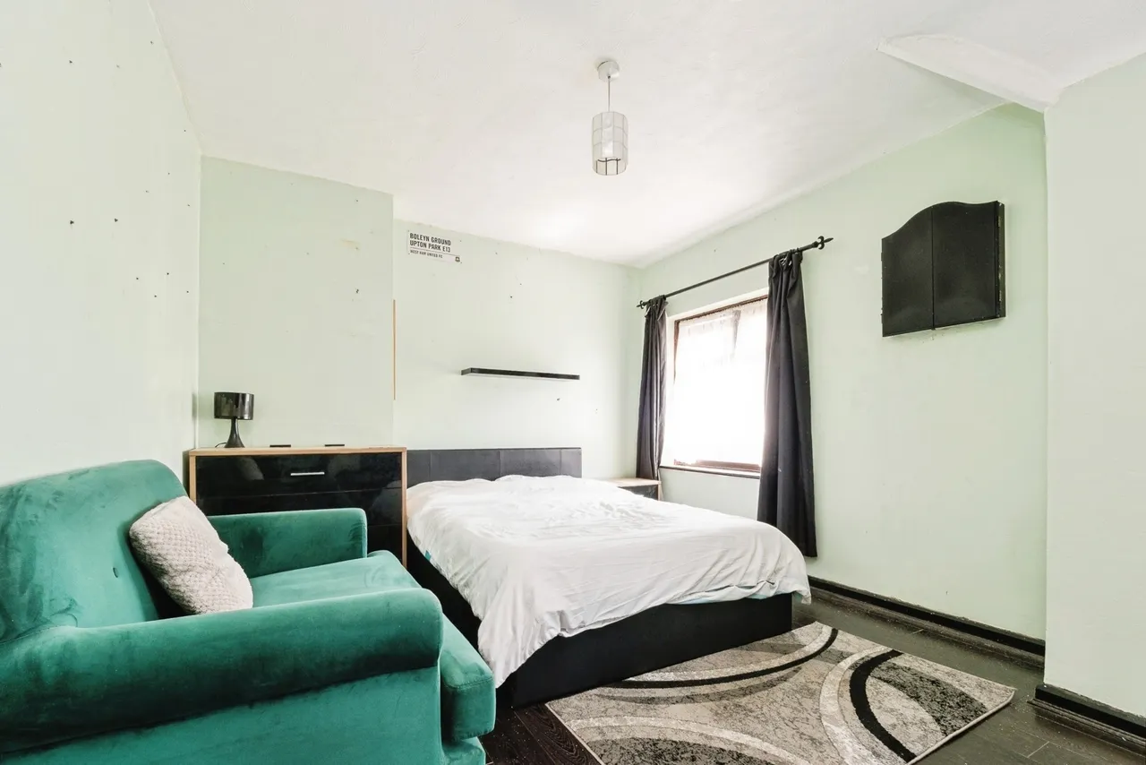Sheppey Road, Dagenham, RM9, photo 6