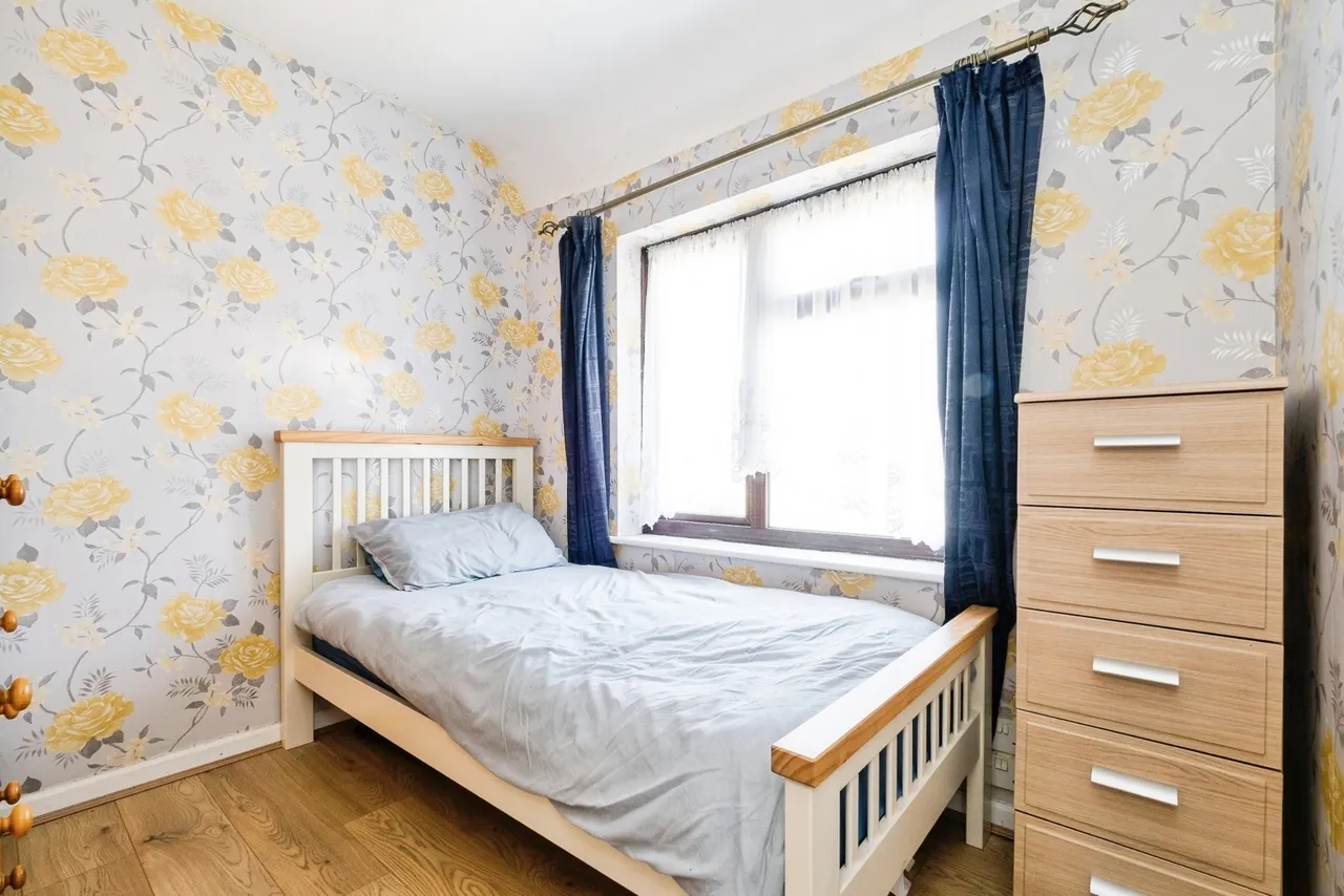 Sheppey Road, Dagenham, RM9, photo 5