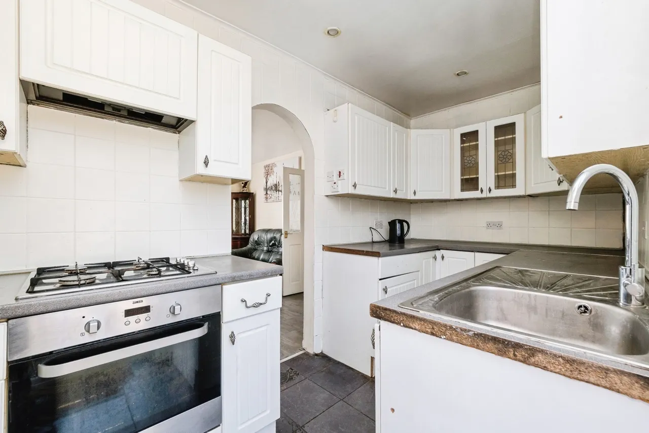 Sheppey Road, Dagenham, RM9, photo 7