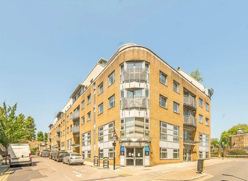 2 bed flat for sale — Naoroji Street, Islington, WC1X
