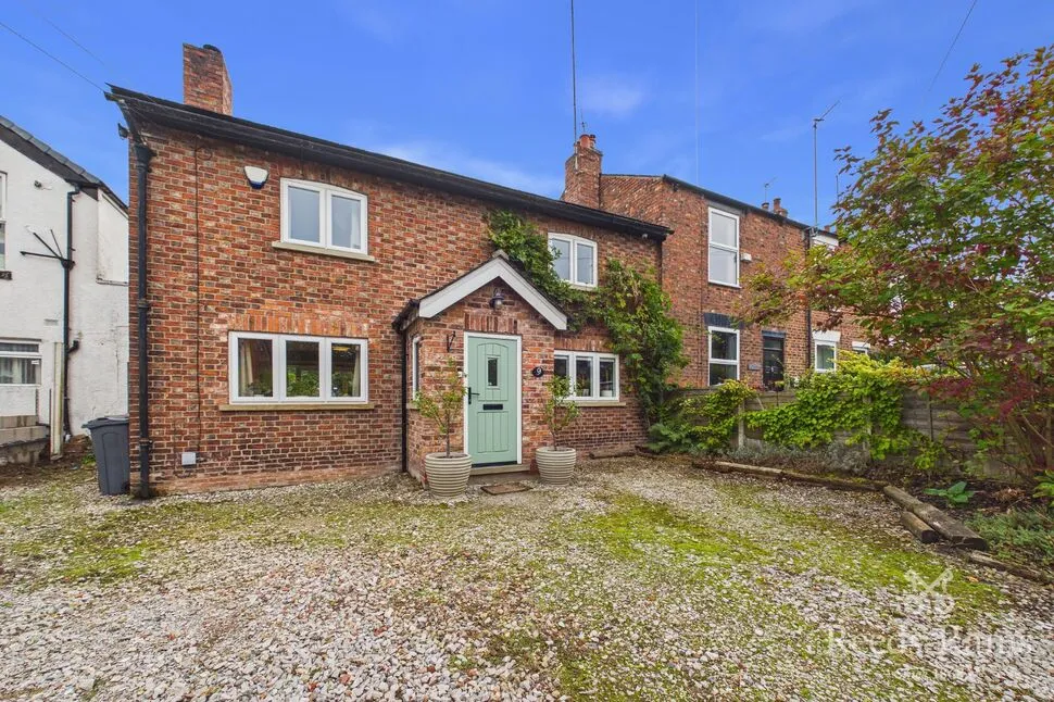 3 bed house for sale, Moor End, Manchester, M22
