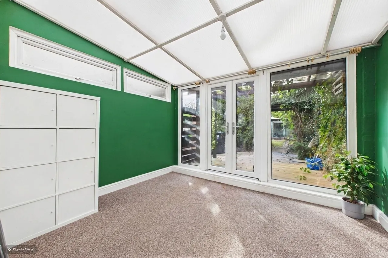 Prospect Row, St. Neots, PE19, photo 2