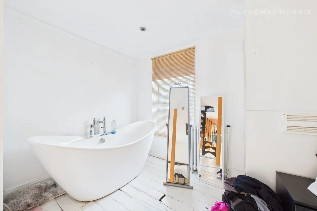 Prospect Row, St. Neots, PE19, photo 5