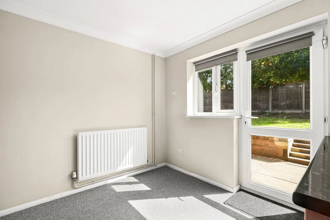 Lundholme, Heelands, Milton Keynws, MK13 7QJ, photo 11