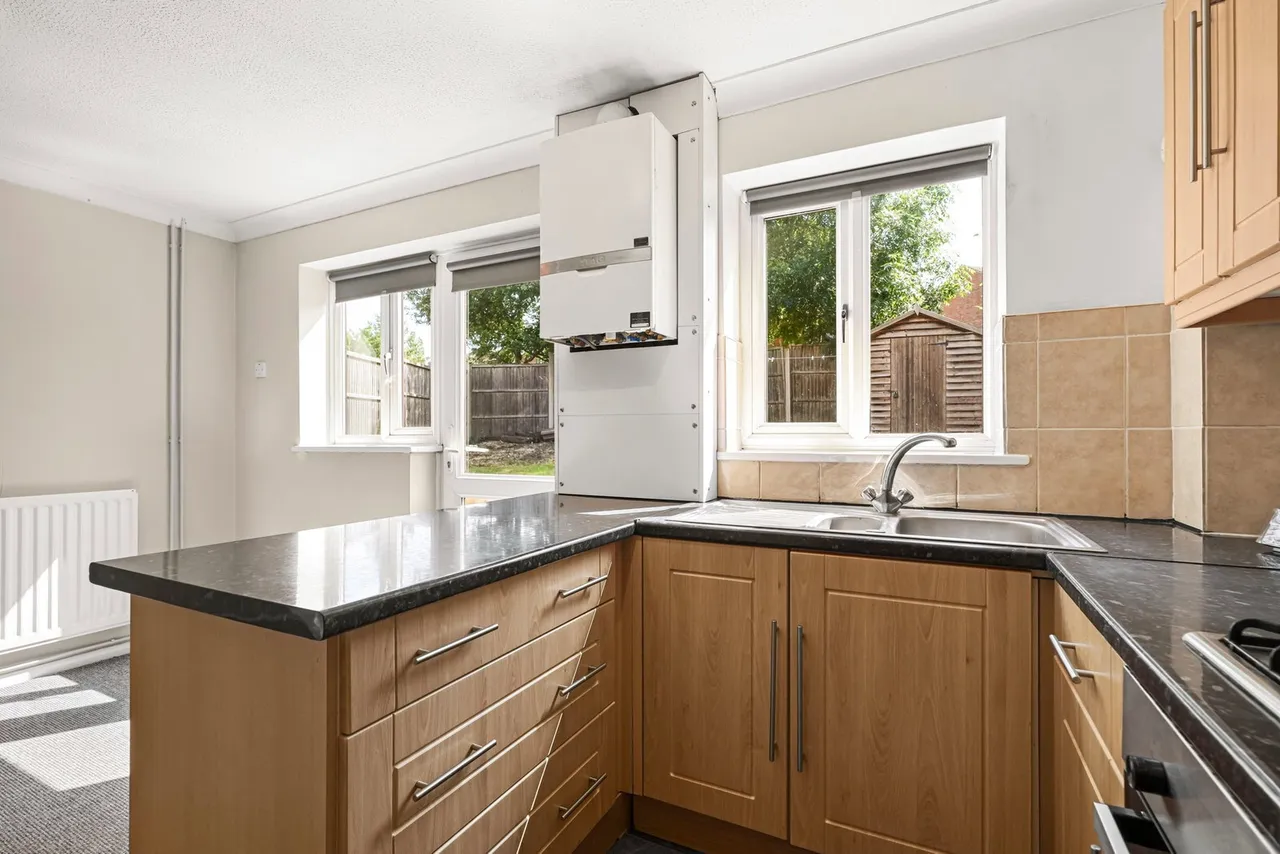 Lundholme, Heelands, Milton Keynws, MK13 7QJ, photo 6