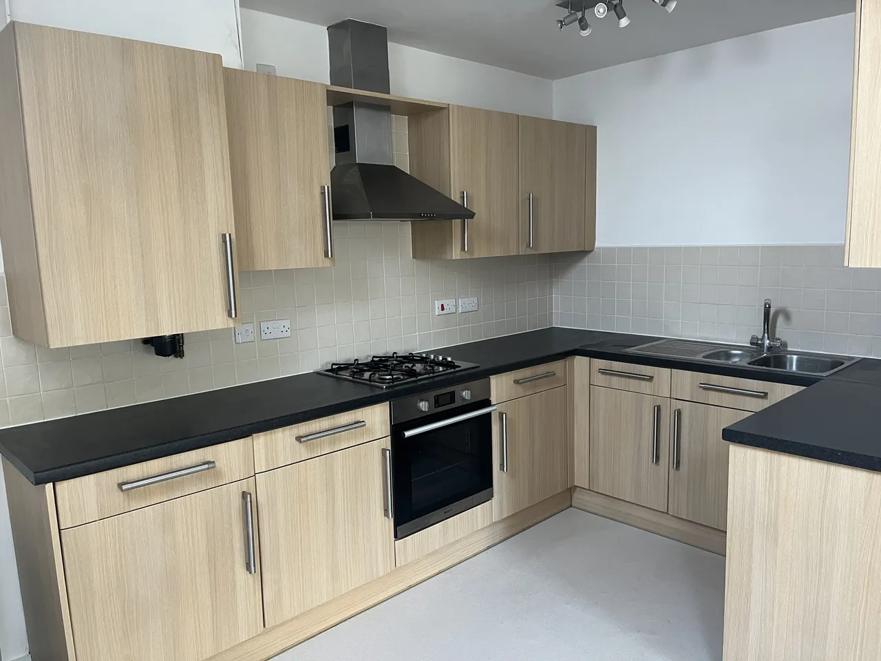Prenton Lane, Prenton, CH42, photo 3