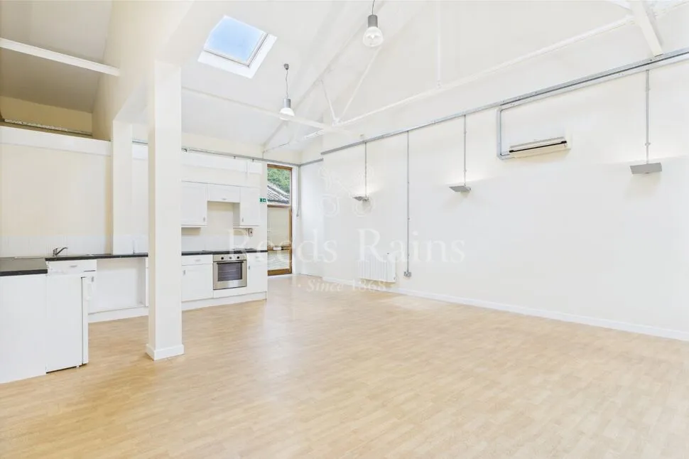 flat to rent — Eynsford Road, Swanley, Kent, BR8