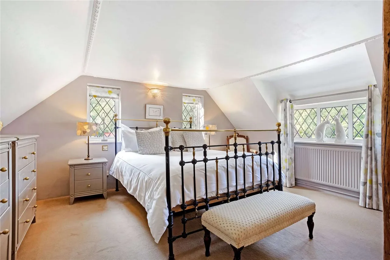 Greenhurst Lane, Thakeham, Pulborough, RH20 3HA, photo 8