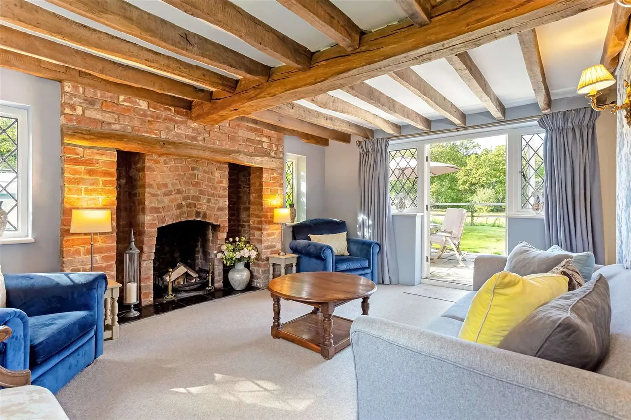 Greenhurst Lane, Thakeham, Pulborough, RH20 3HA, photo 5