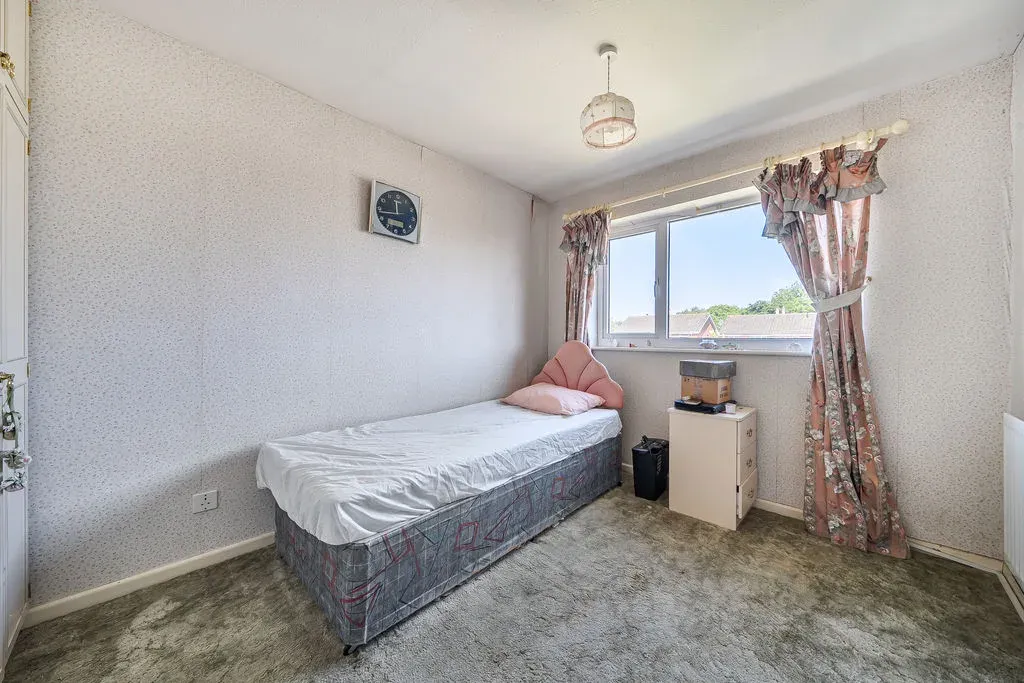 Eden Walk, Bletchley, Milton Keynes, Buckinghamshire, MK3 7BZ, photo 10