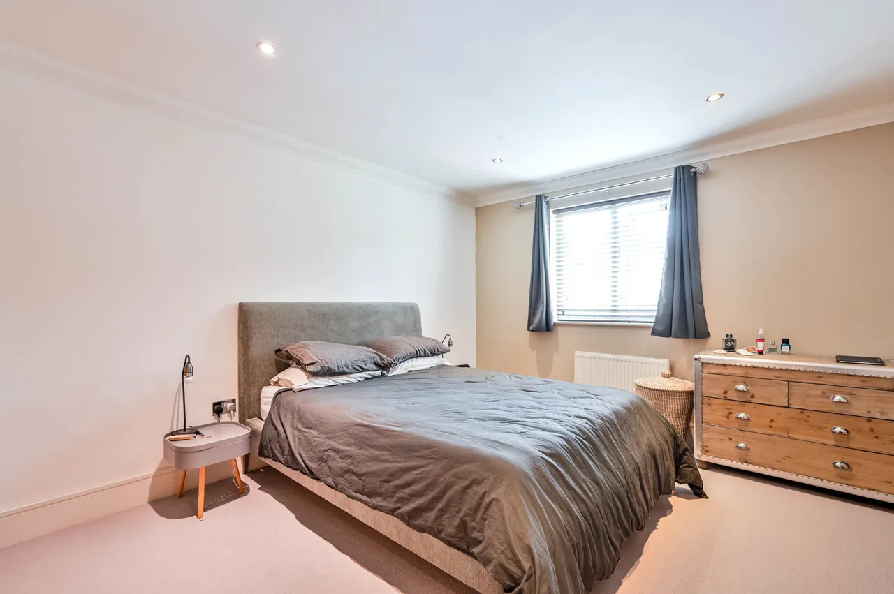4 Firman Close, New Malden, photo 10