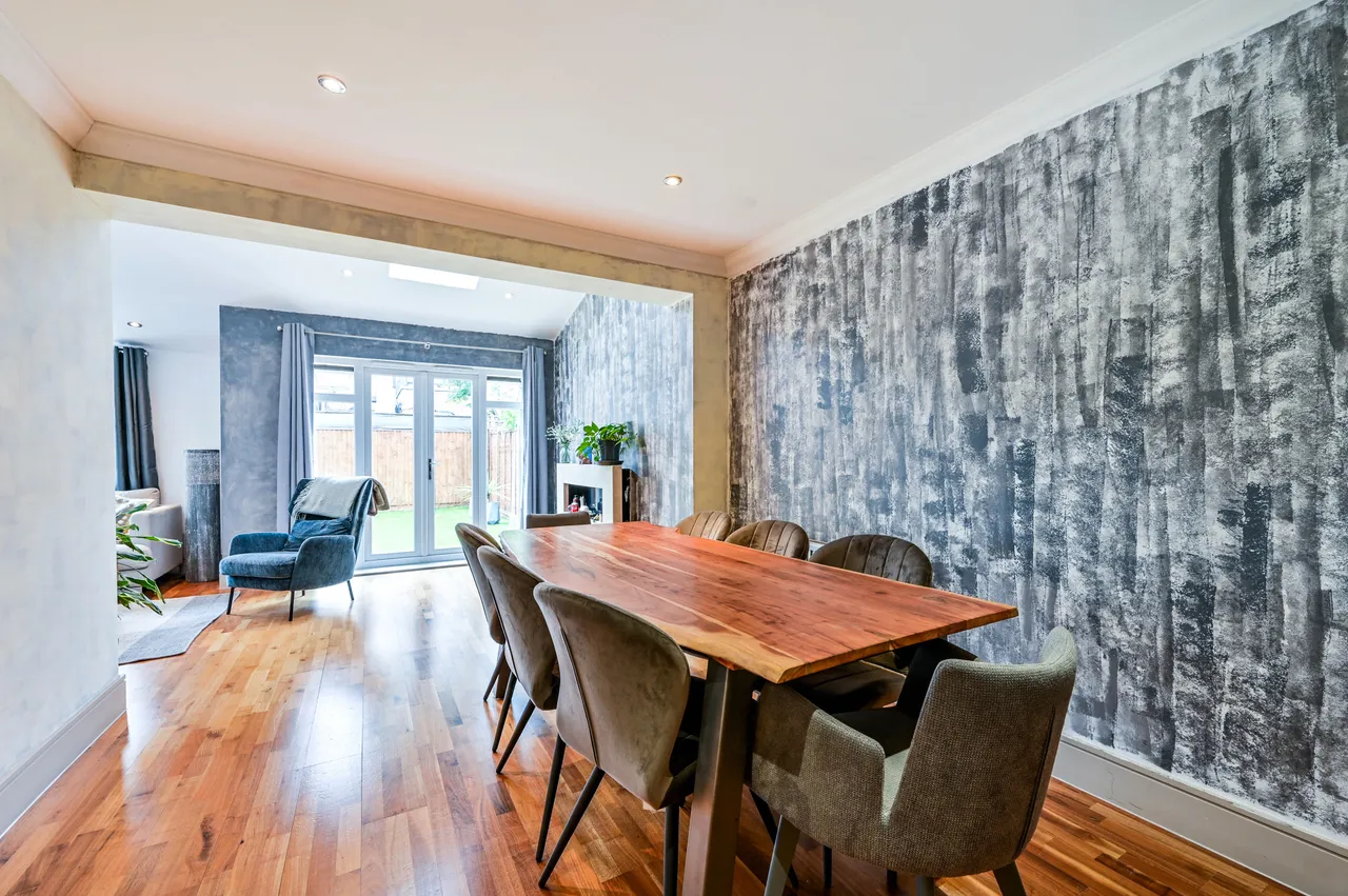 4 Firman Close, New Malden, photo 12