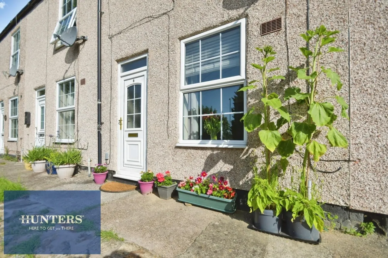 2 bed house for sale — Allsops Place, Stand Road, Newbold, Chesterfield, S41 8SN