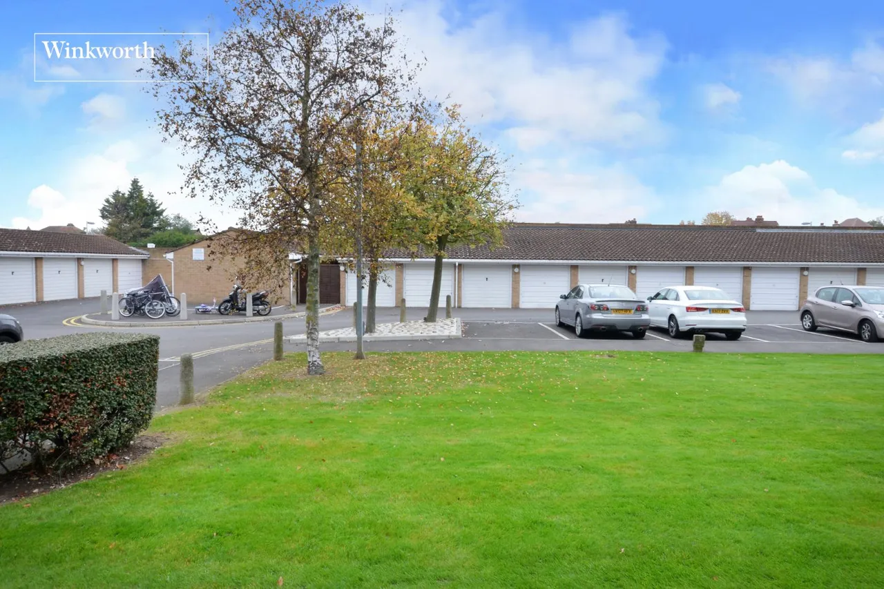 Station Approach, Cheam, Sutton, SM2, photo 10