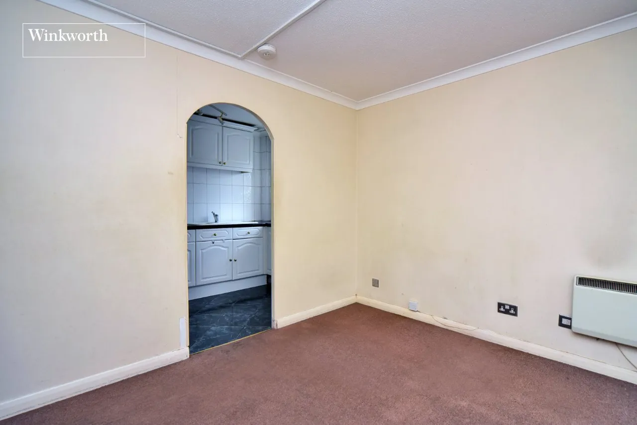 Station Approach, Cheam, Sutton, SM2, photo 6