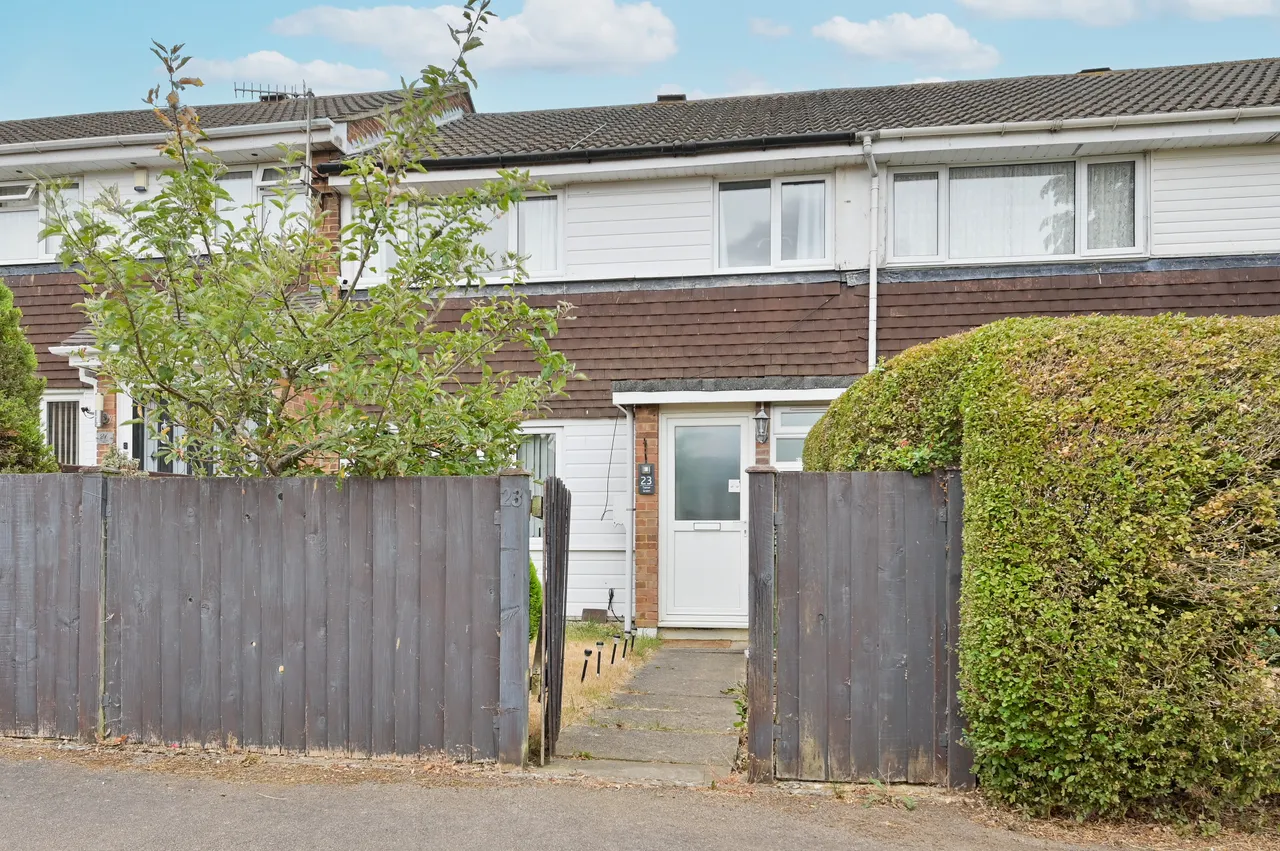 3 bed house for sale — 23 Tamar Green, Hemel Hempstead