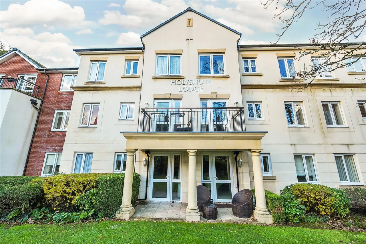 Langford Road, Honiton, EX14, photo 16