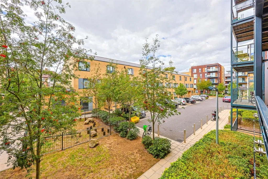Silverworks Close, Colindale, NW9, photo 10
