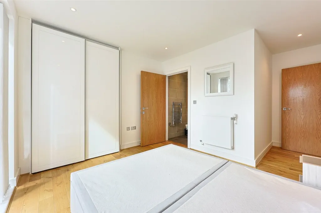 Silverworks Close, Colindale, NW9, photo 18