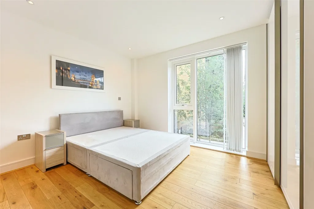Silverworks Close, Colindale, NW9, photo 5