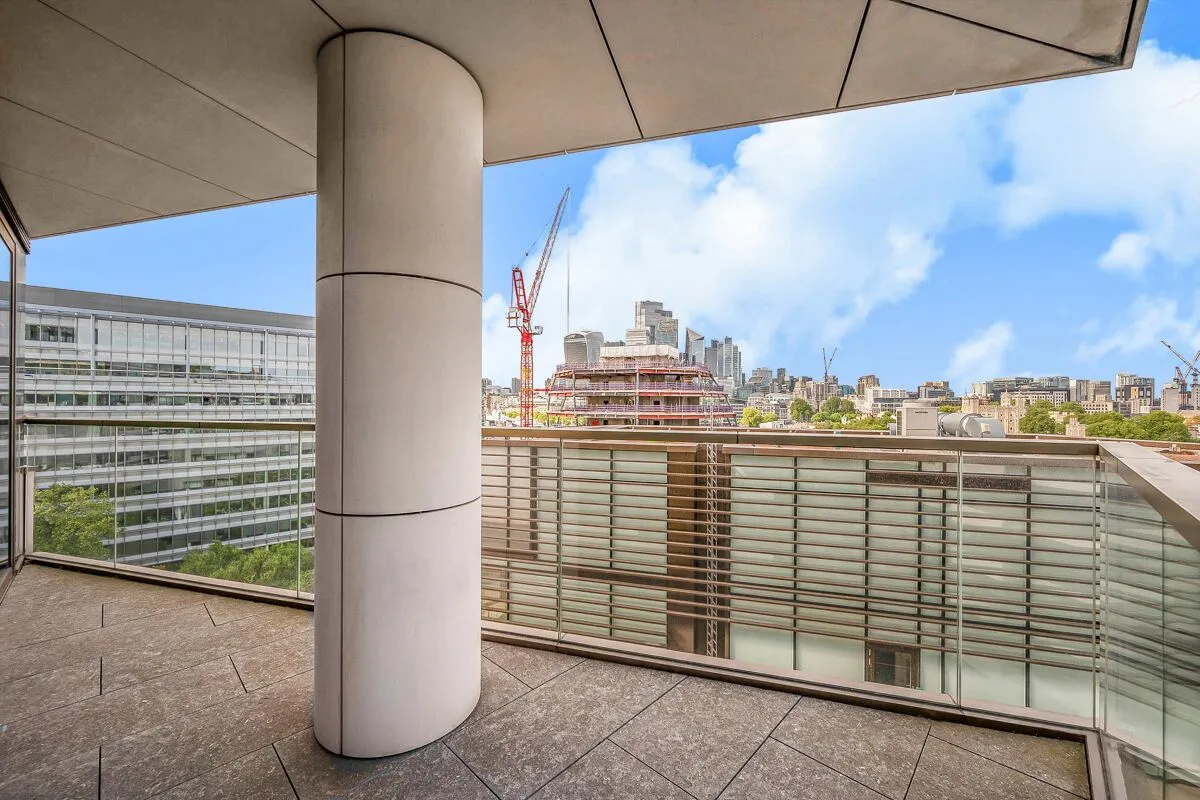 Earl's Way, One Tower Bridge, SE1, photo 17