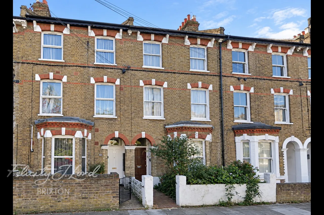 6 bed house for sale, Santley Street, London