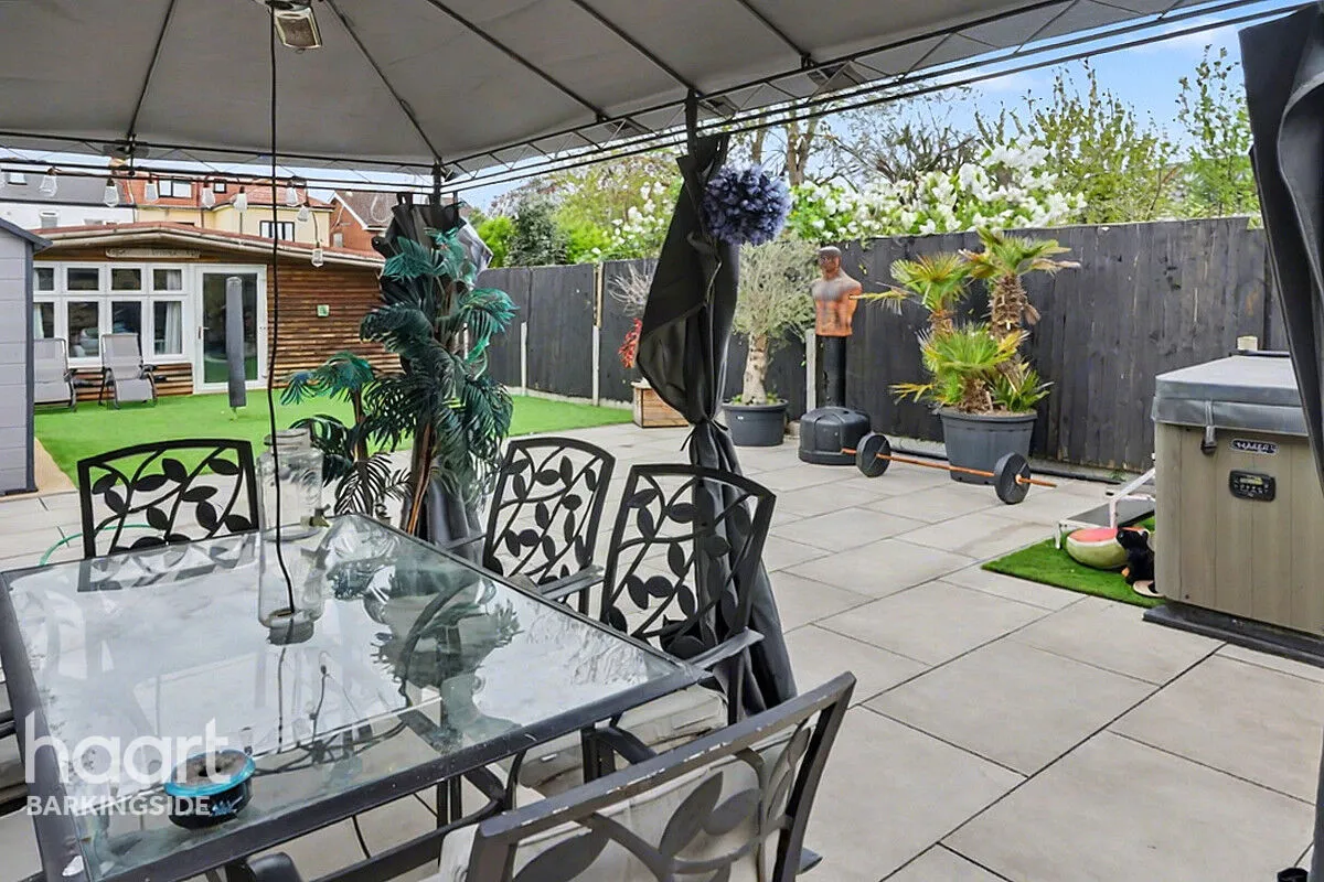 Haigville Gardens, Barkingside, IG6, photo 10