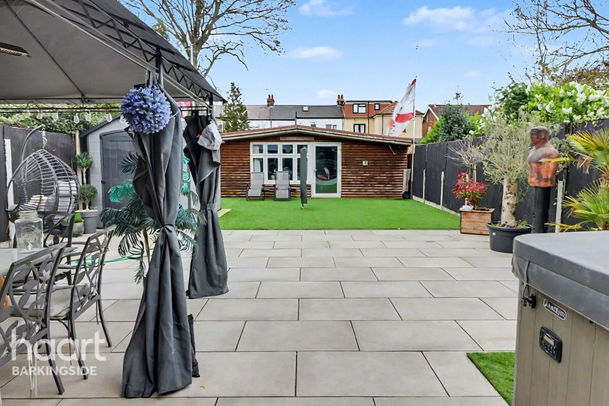 Haigville Gardens, Barkingside, IG6, photo 9