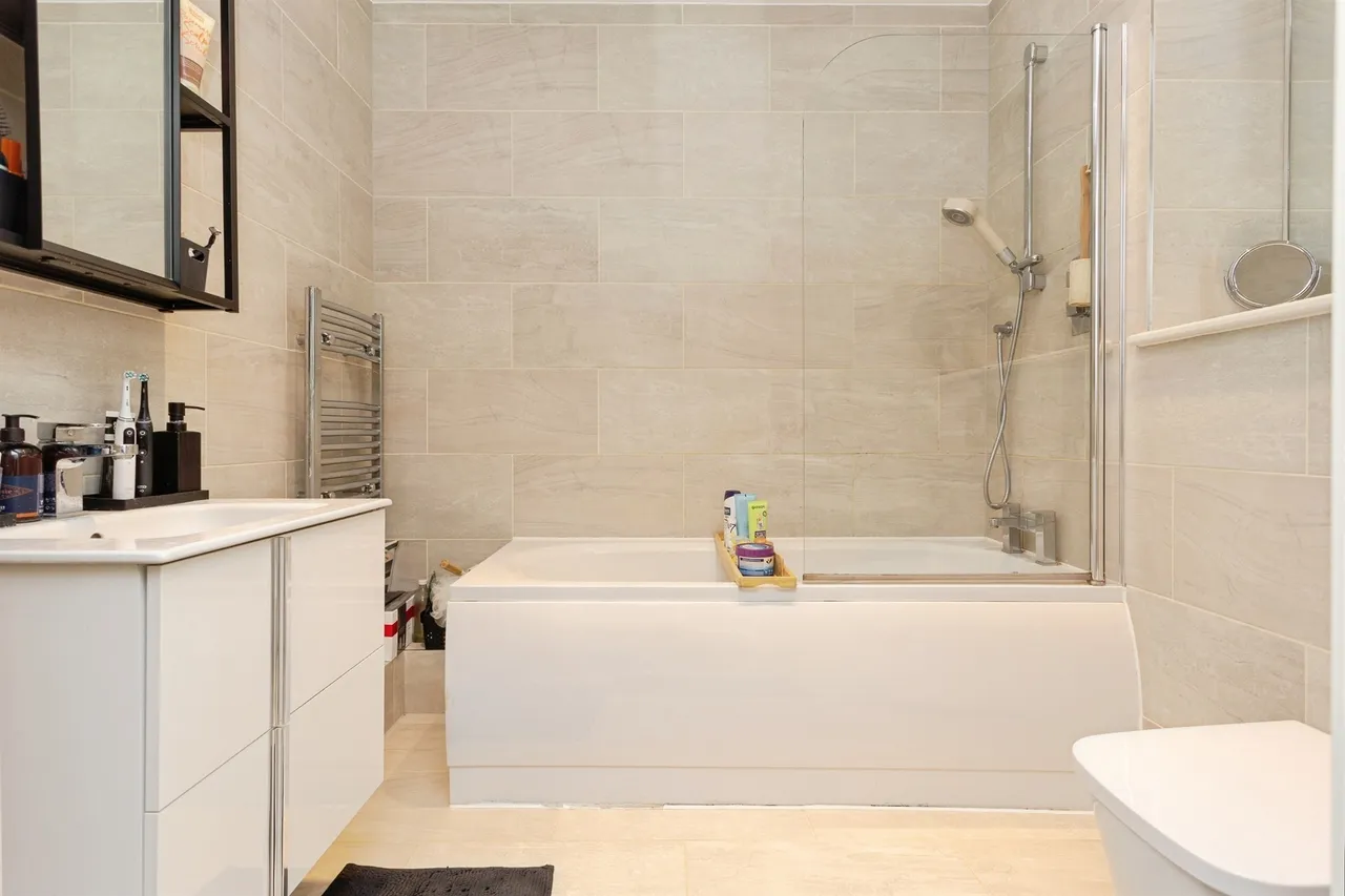 Kymberley Road, Harrow, photo 5
