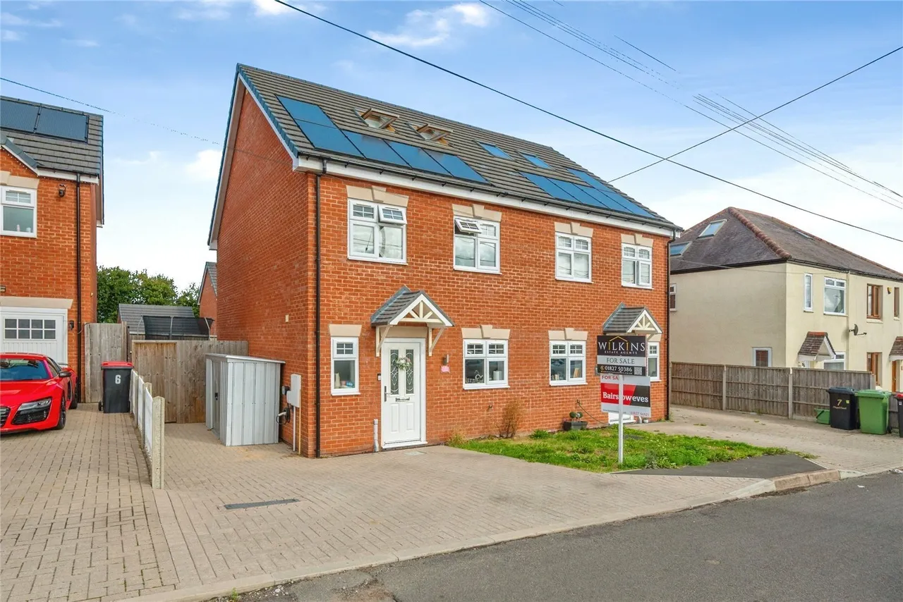4 bed house for sale — Dunns Lane, Dordon, Tamworth, Warwickshire, B78