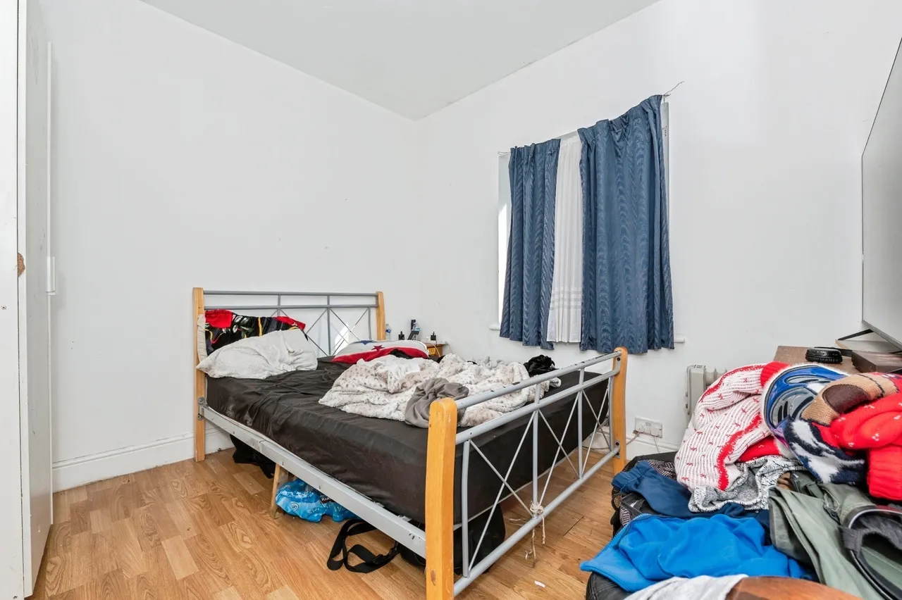 London Road, Purfleet-on-Thames, Essex, RM19, photo 6