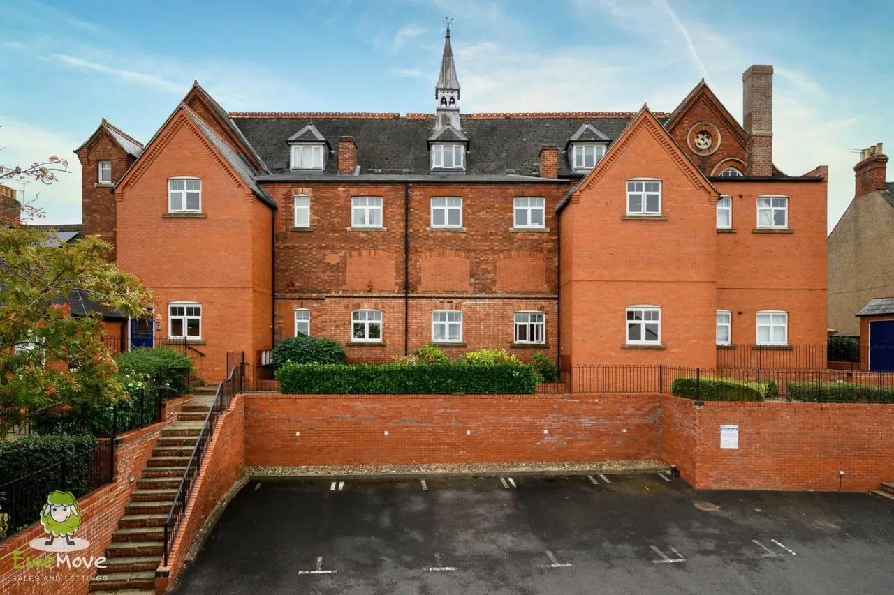 Gilberts Hill School House, Swindon, SN1, photo 28