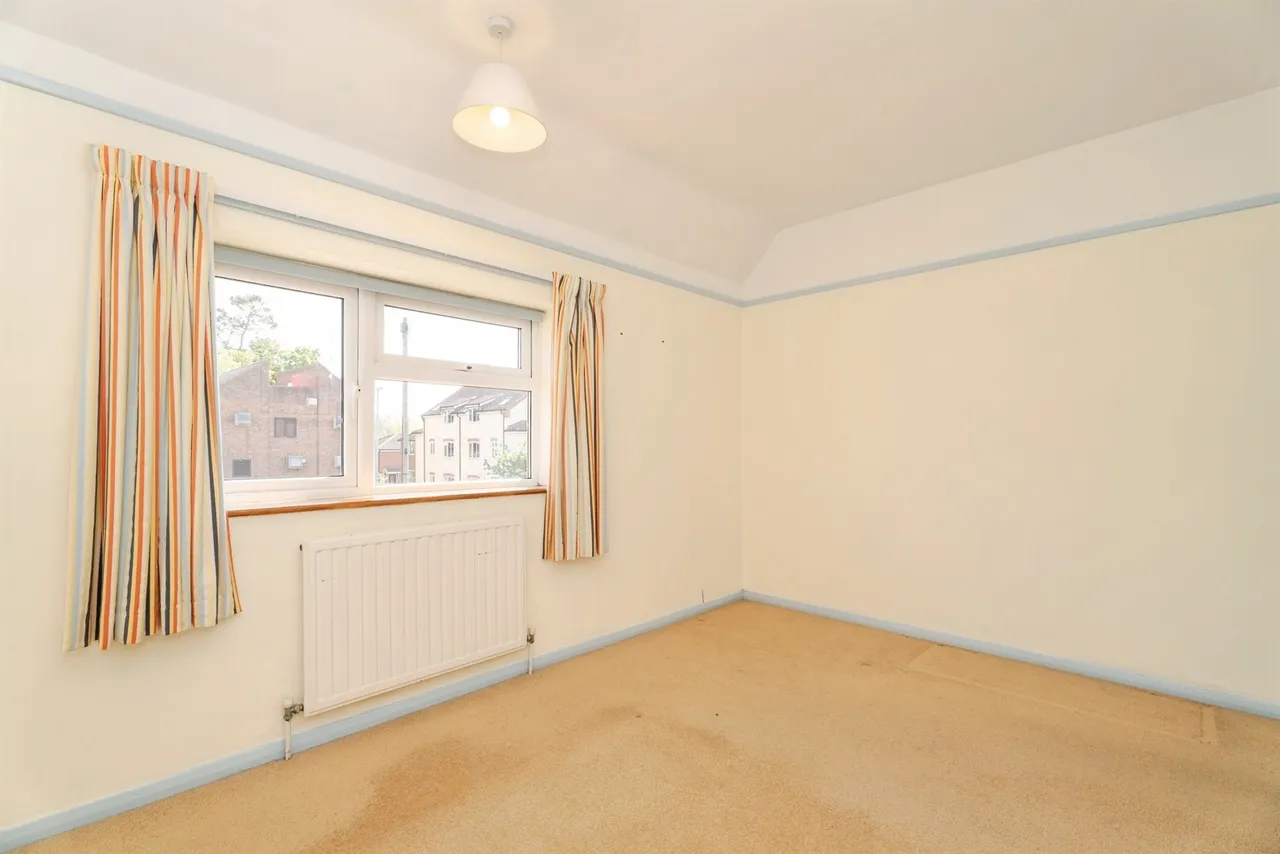 Barons Close, Fakenham, photo 11