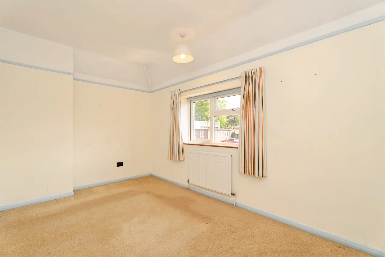 Barons Close, Fakenham, photo 12