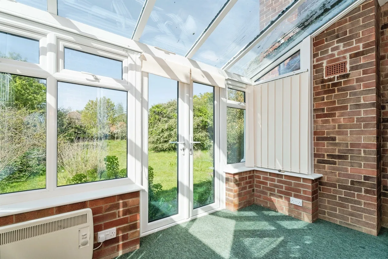 Barons Close, Fakenham, photo 7