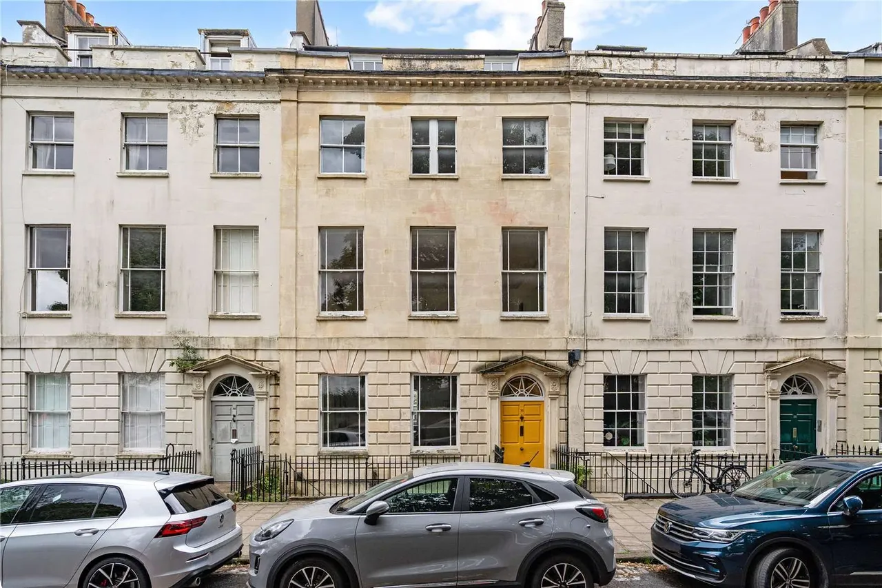 5 bed house for sale — Caledonia Place, Clifton, Bristol, BS8 4DN