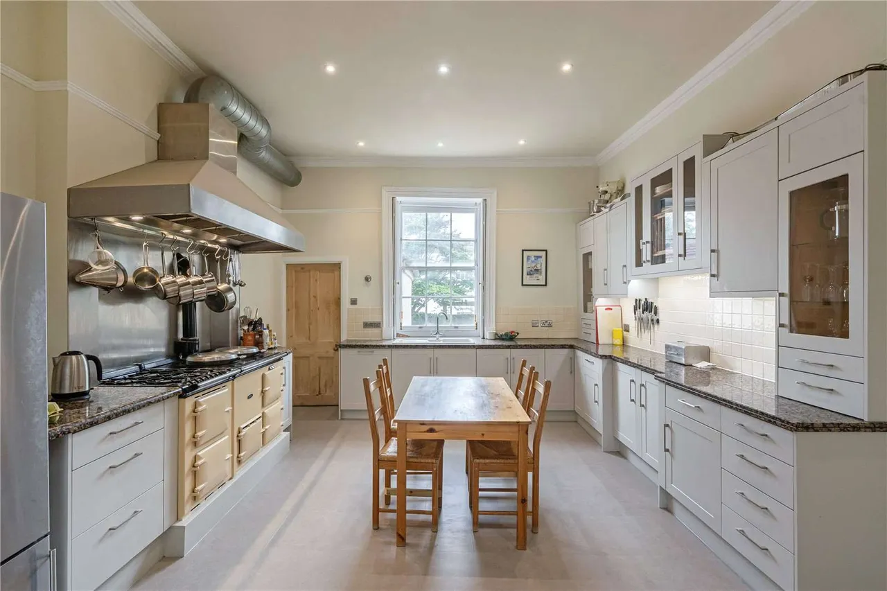 Caledonia Place, Clifton, Bristol, BS8 4DN, photo 5