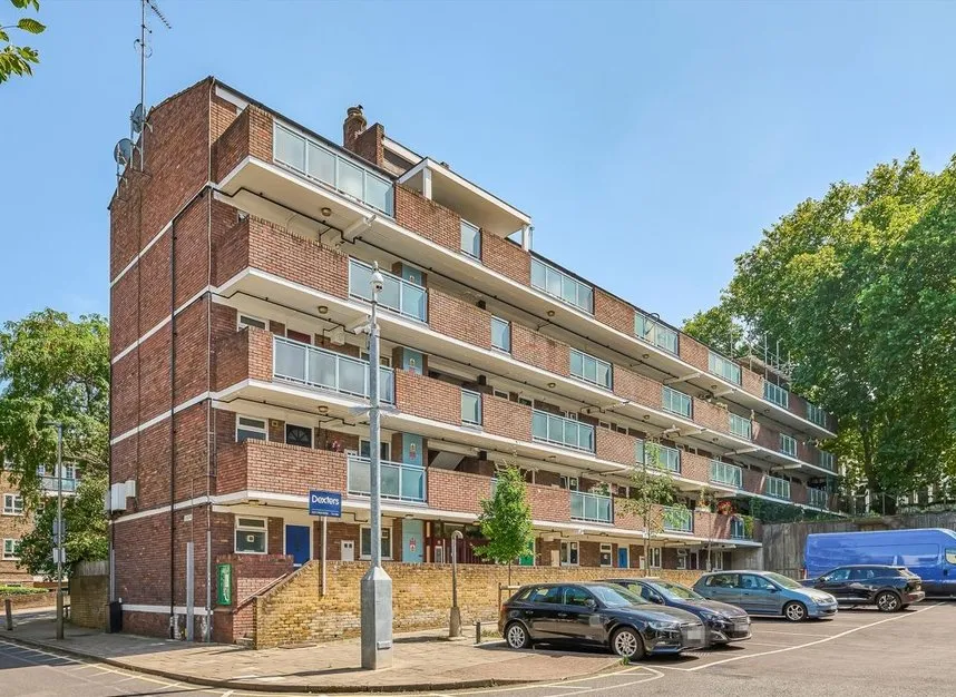 1 bed flat for sale, Gideon Road, Battersea, SW11