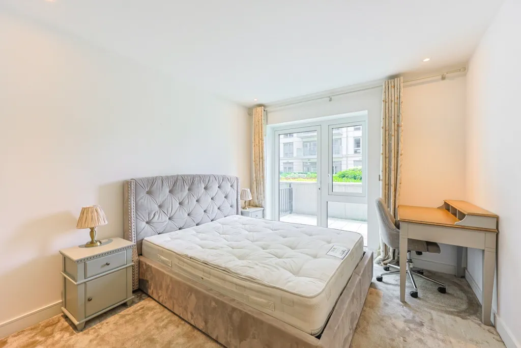 Tierney Lane, Hammersmith, W6, photo 4