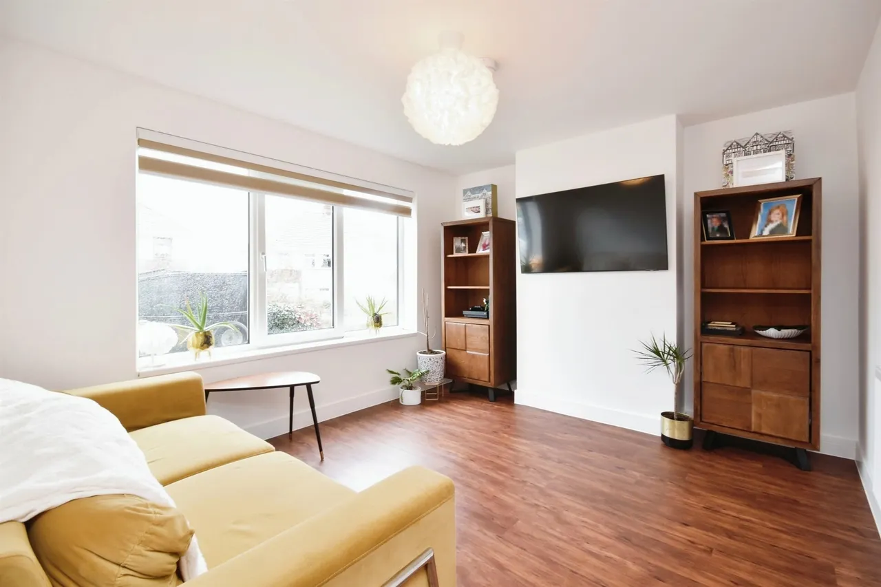 Hawthorn Road, Barry, CF62, photo 5