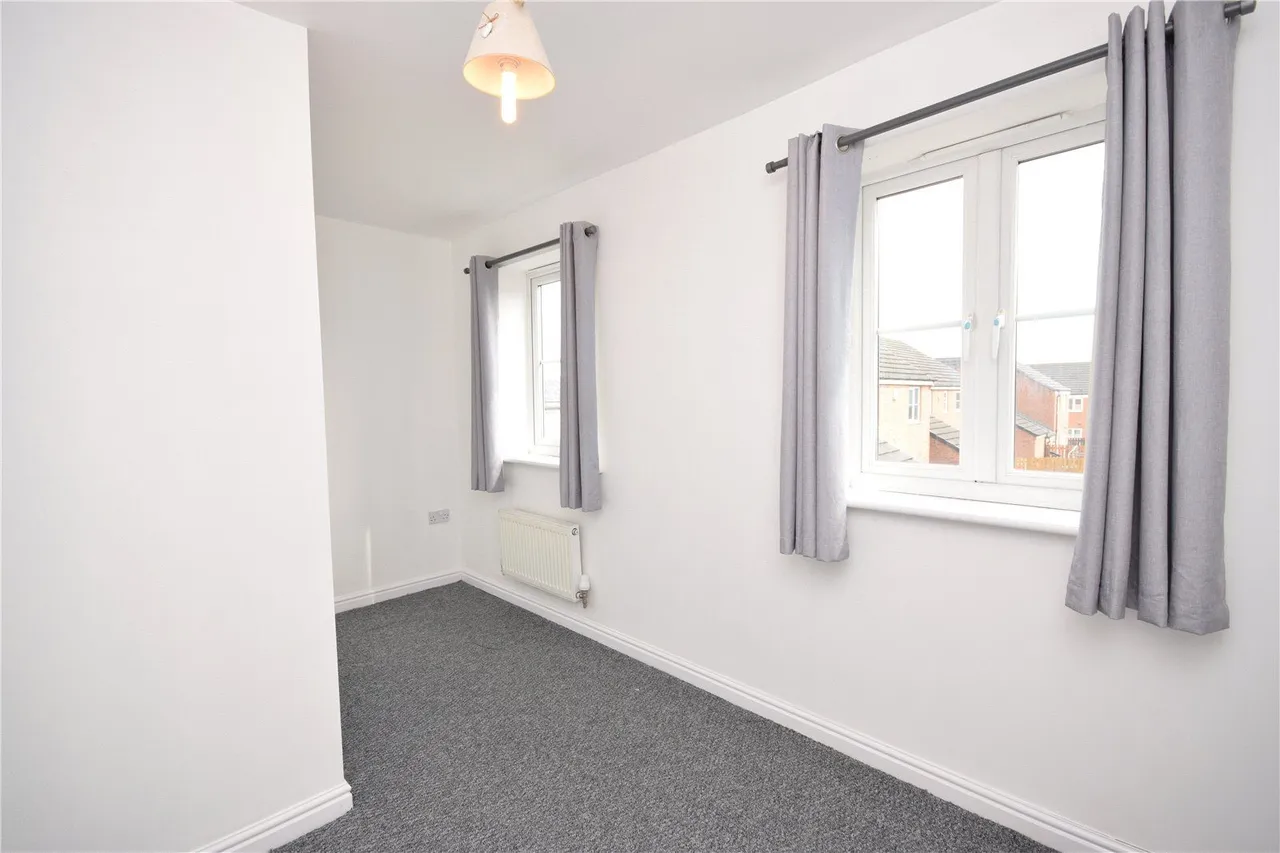 Whinmoor Way, Leeds, LS14, photo 9