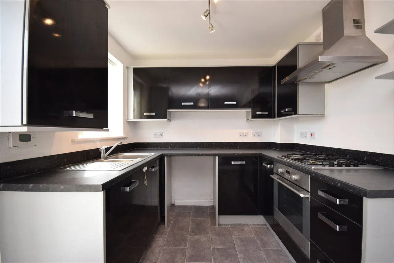 Whinmoor Way, Leeds, LS14, photo 4