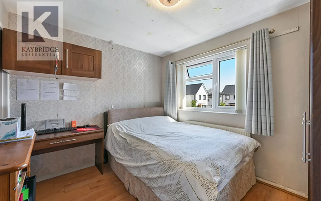 Harvester Road, Epsom, KT19, photo 10