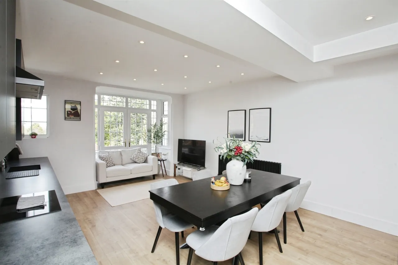 Lancaster Road, RUGBY, photo 5