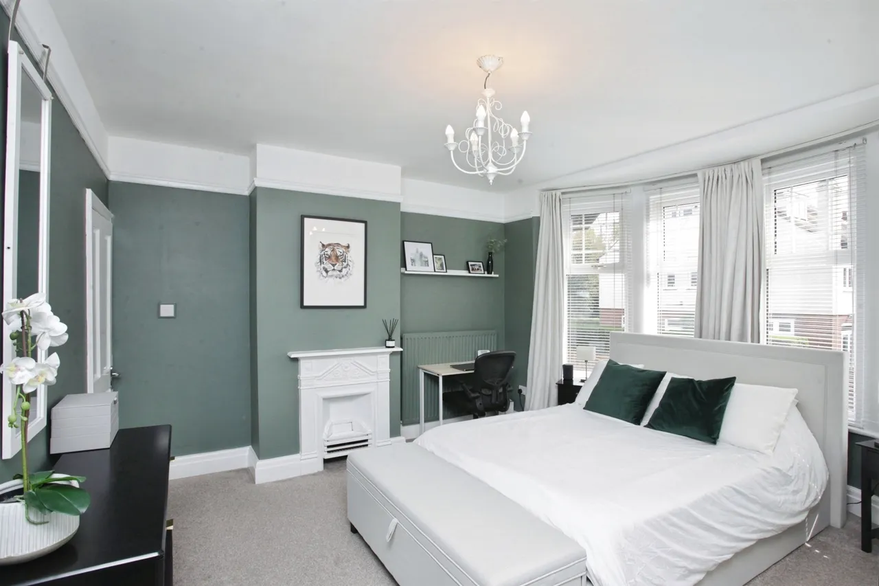 Lancaster Road, RUGBY, photo 11