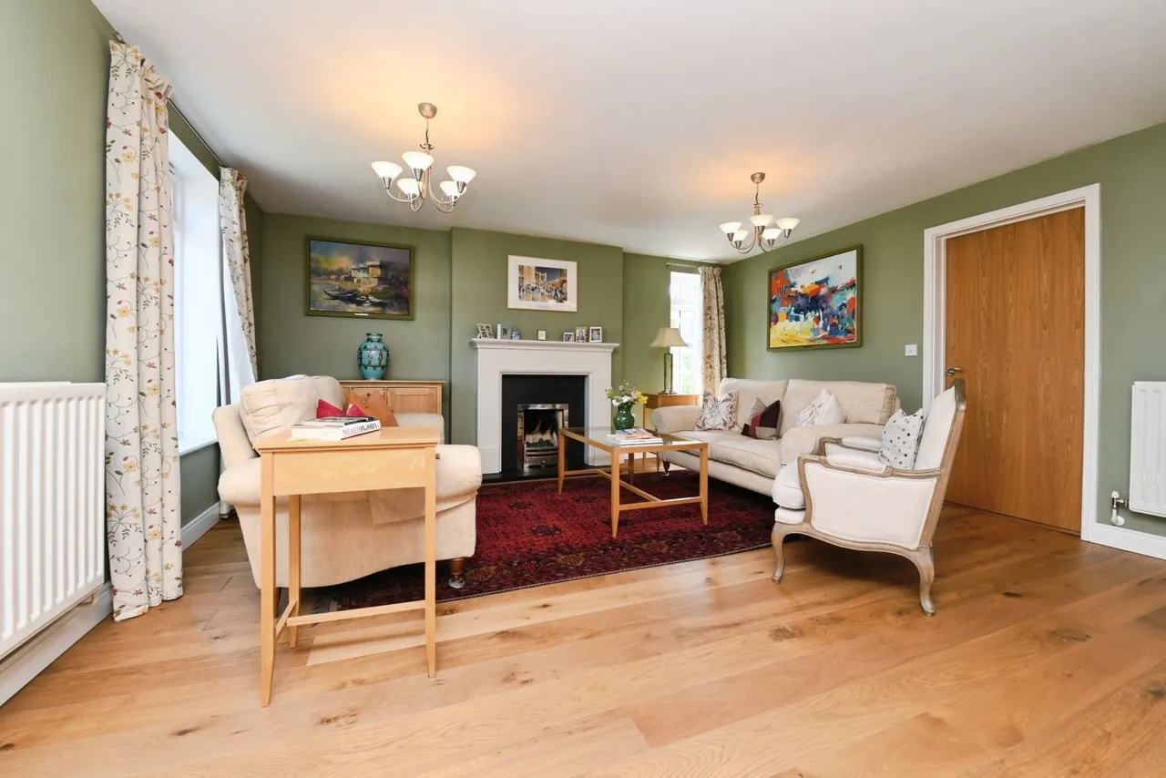 Kelso Close, Rayleigh, Essex, SS6, photo 11