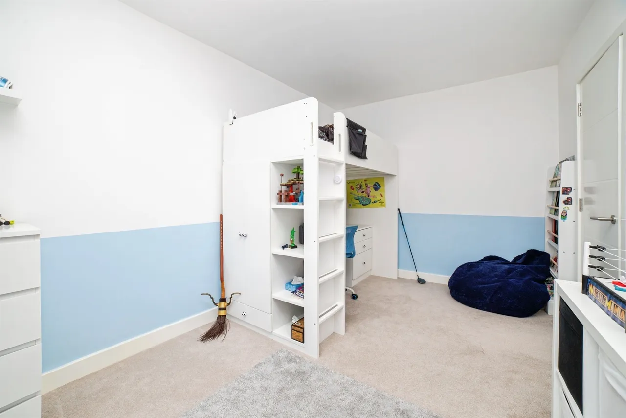 Covert Avenue, Shirland, DE55, photo 12