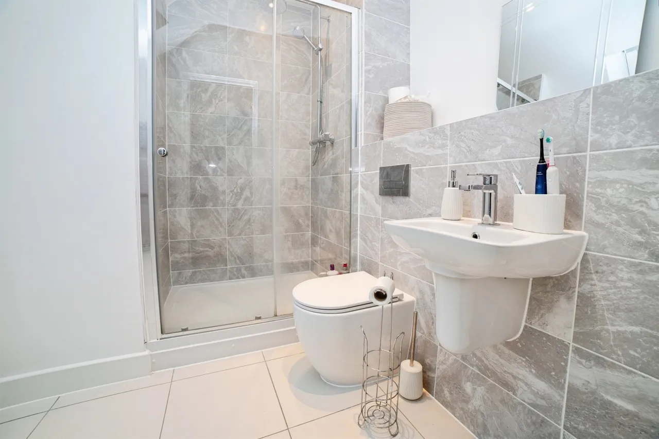 Covert Avenue, Shirland, DE55, photo 18