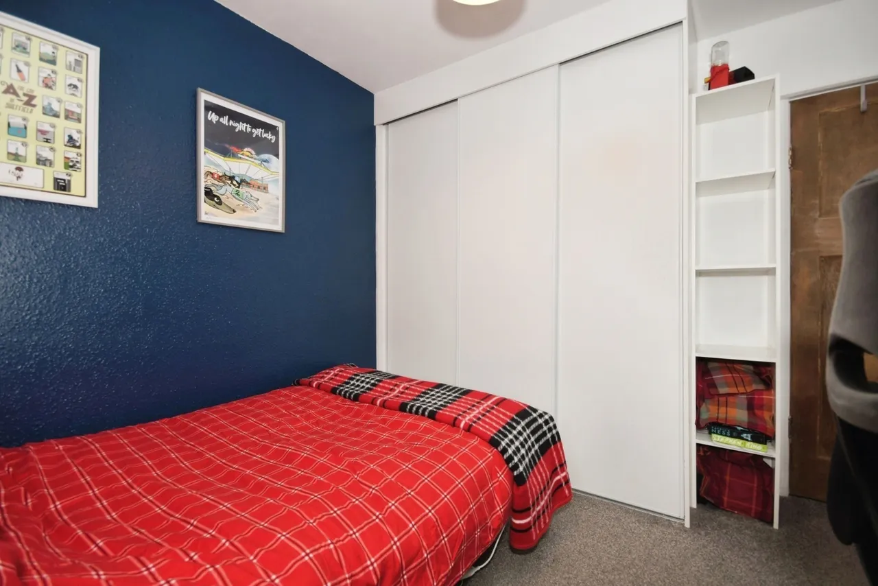 Crag View Crescent, SHEFFIELD, South Yorkshire, S35, photo 12