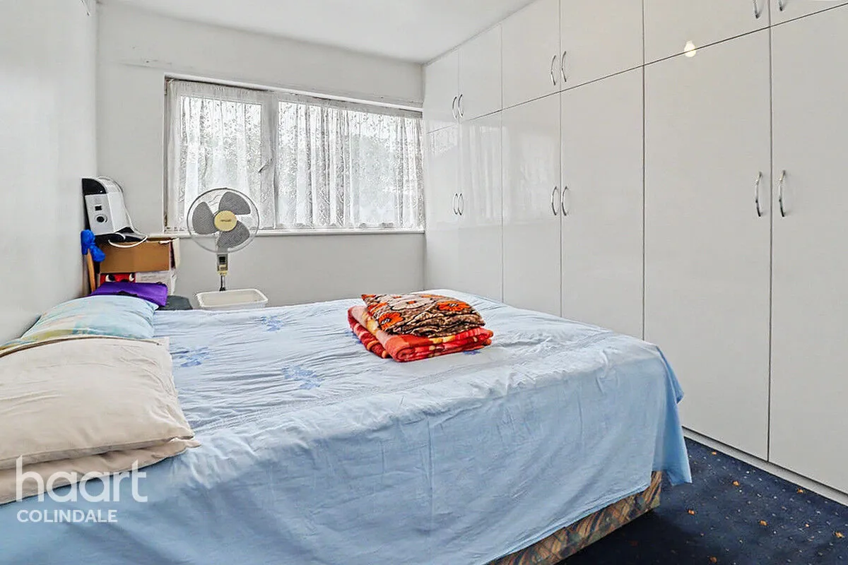 Blundell Road, HA8, photo 5